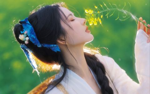 我们约定春天 余秀华